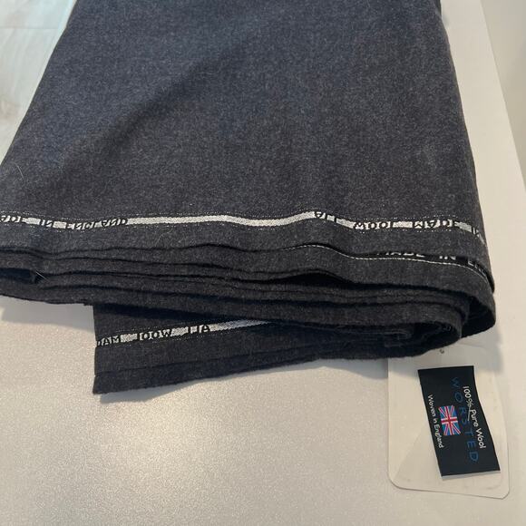 Suiting Fabric 100% Pure Wool Made in England Charcoal Gray 5.7M JP - Picture 1 of 5